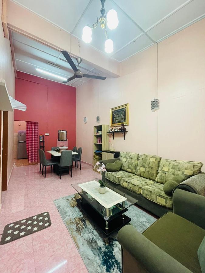 Kota Bharu Homestay Extérieur photo